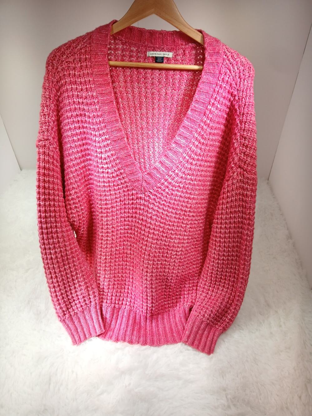 American Eagle Whoa So Cozy Pink V-Neck Sweater- Size Small